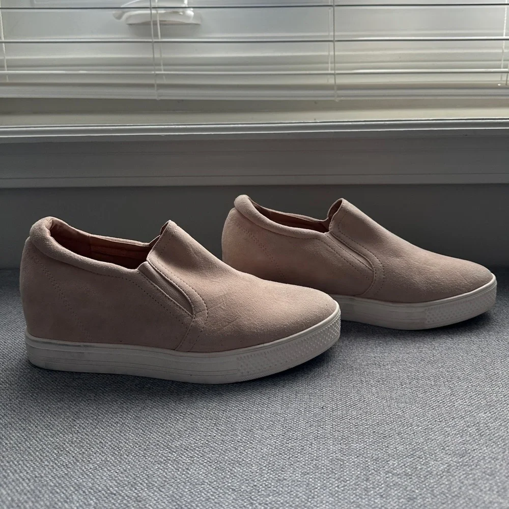 Caslon Cream Slip On Leather Suede Wedge Sneaker Shoes